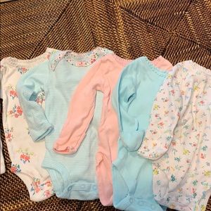 Carter’s long sleeve newborn onesie bundle